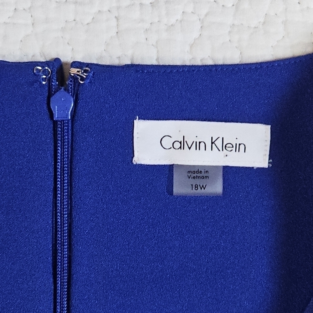 Calvin Klein Royal Blue Starburst Pleated Sheath Dress - Picture 7 of 8